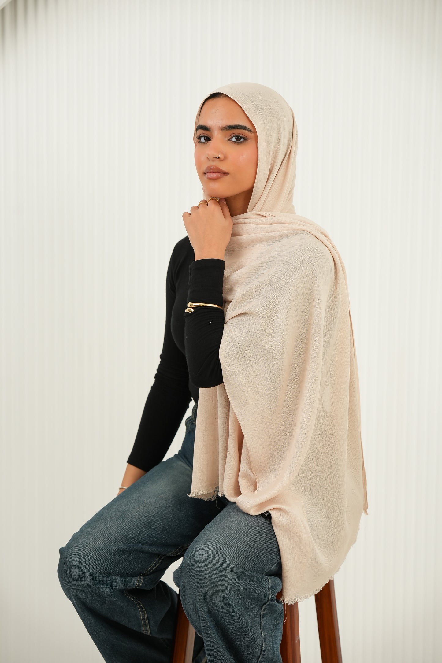 Crinkled In Sand Aura