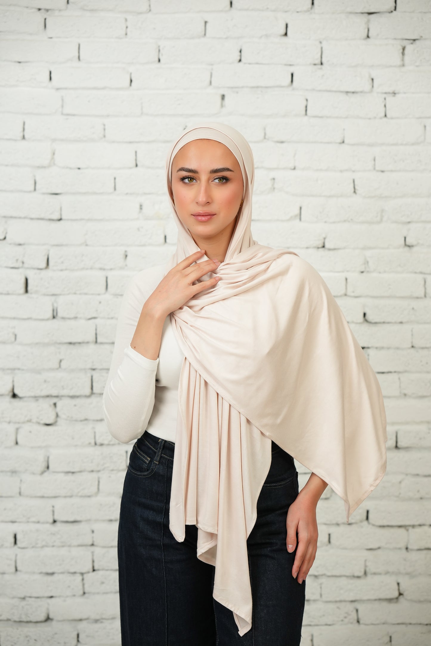 Liora In Cream Latte