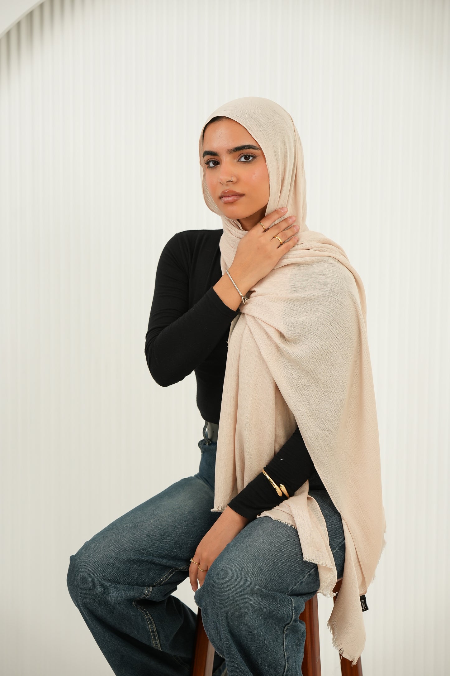 Crinkled In Sand Aura