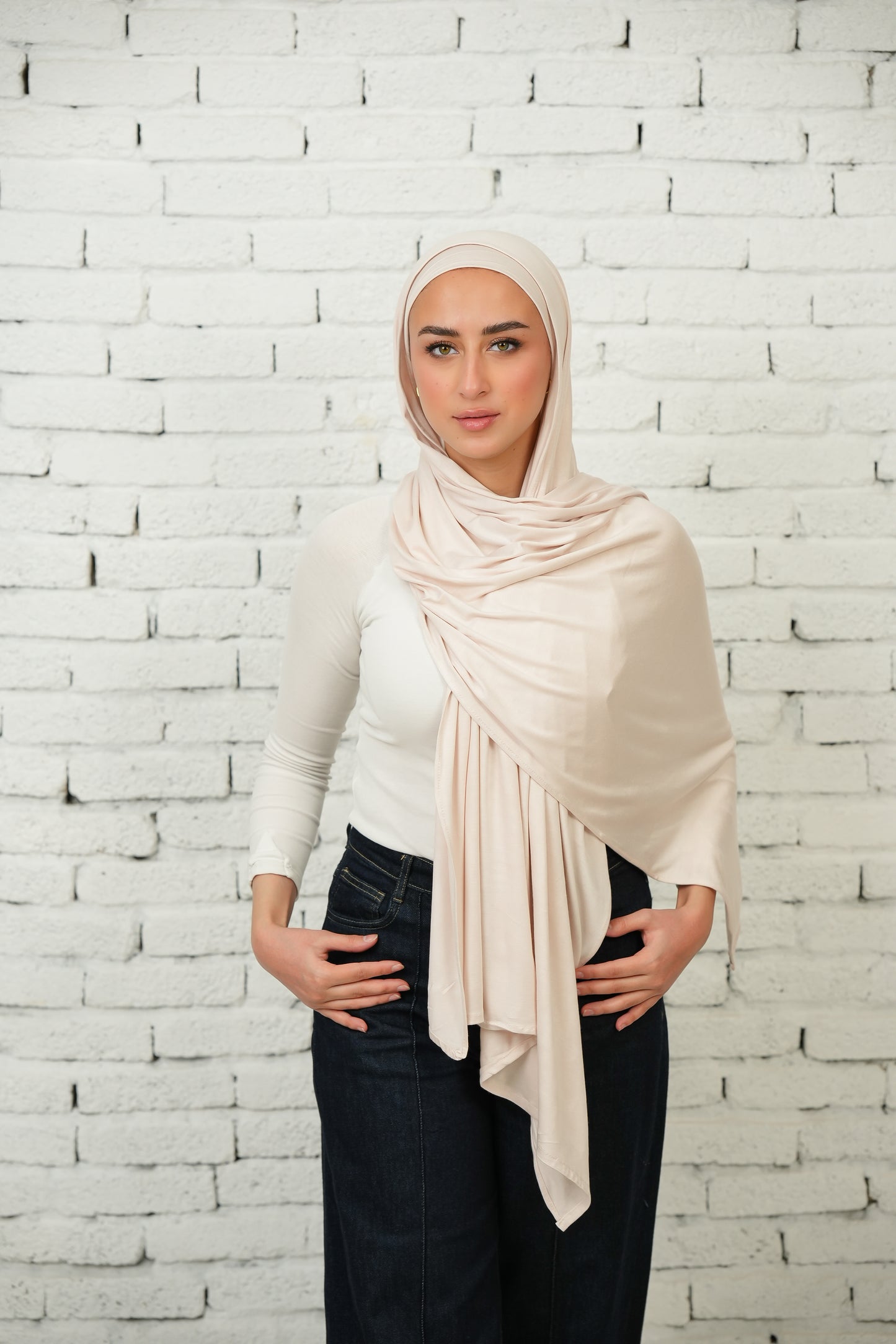 Liora In Cream Latte